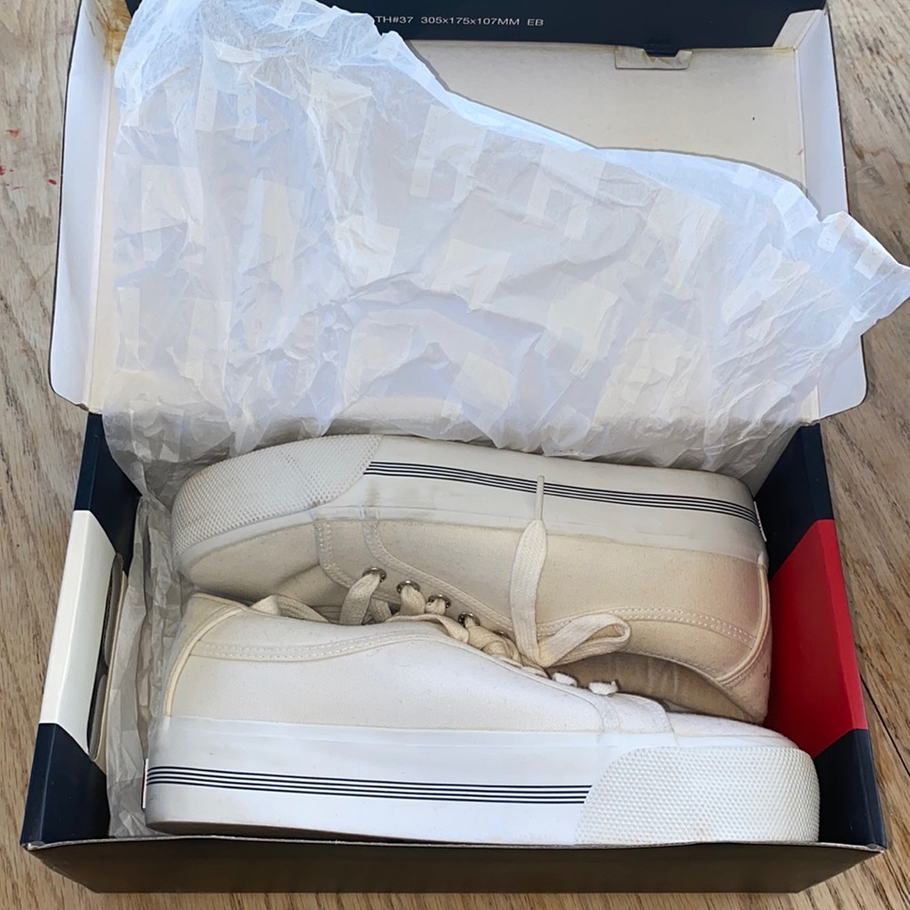 Tommy Hilfiger Women’s Shoes